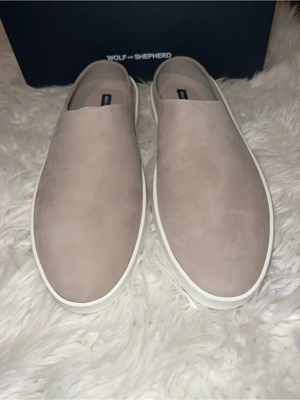 Wolf and Shepherd Cruise Mule Slip On Unisex Shoes Men’s 11 Women’s Size 12.5